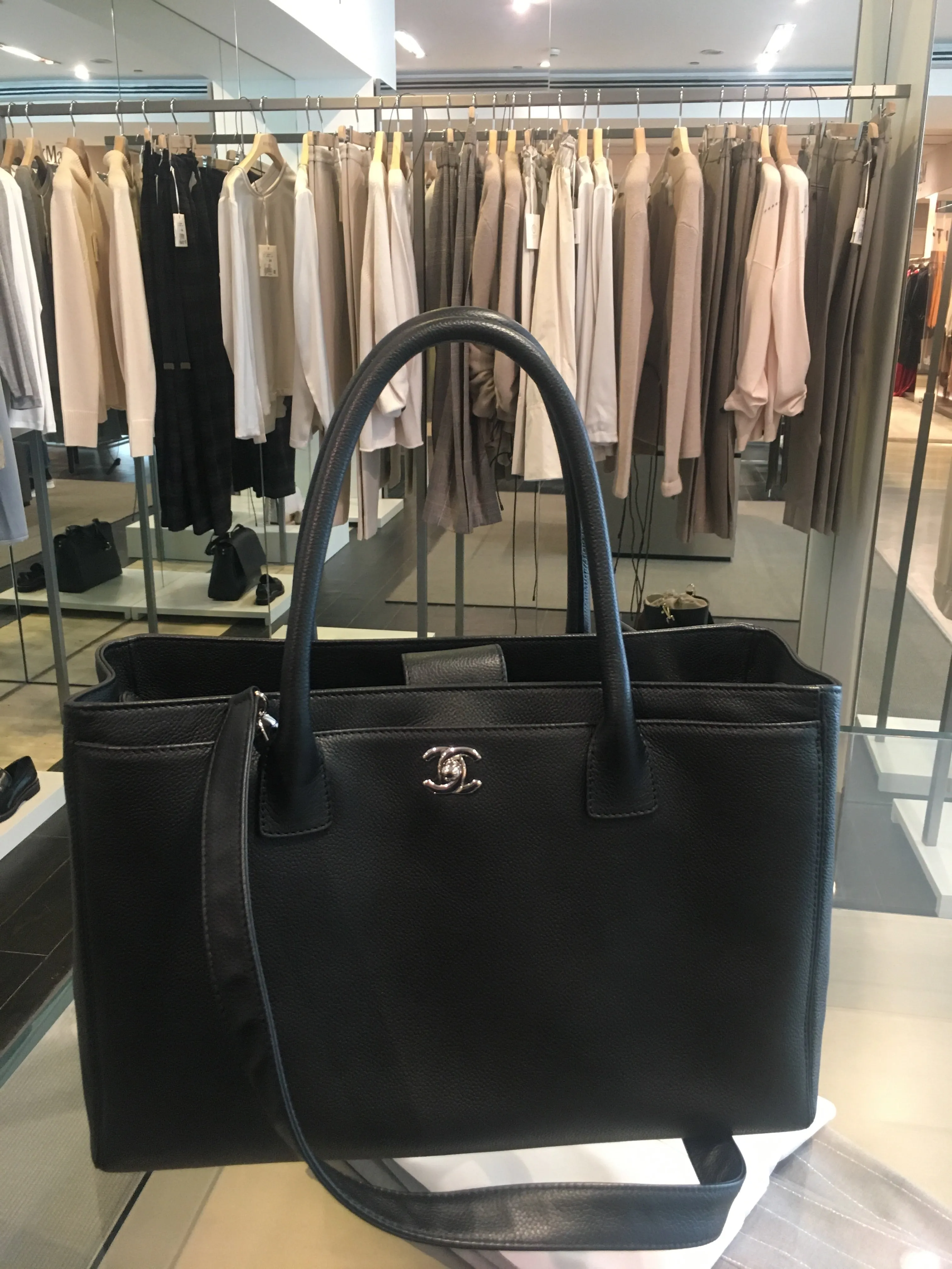 Chanel Cerf/Executive Tote shopping bag