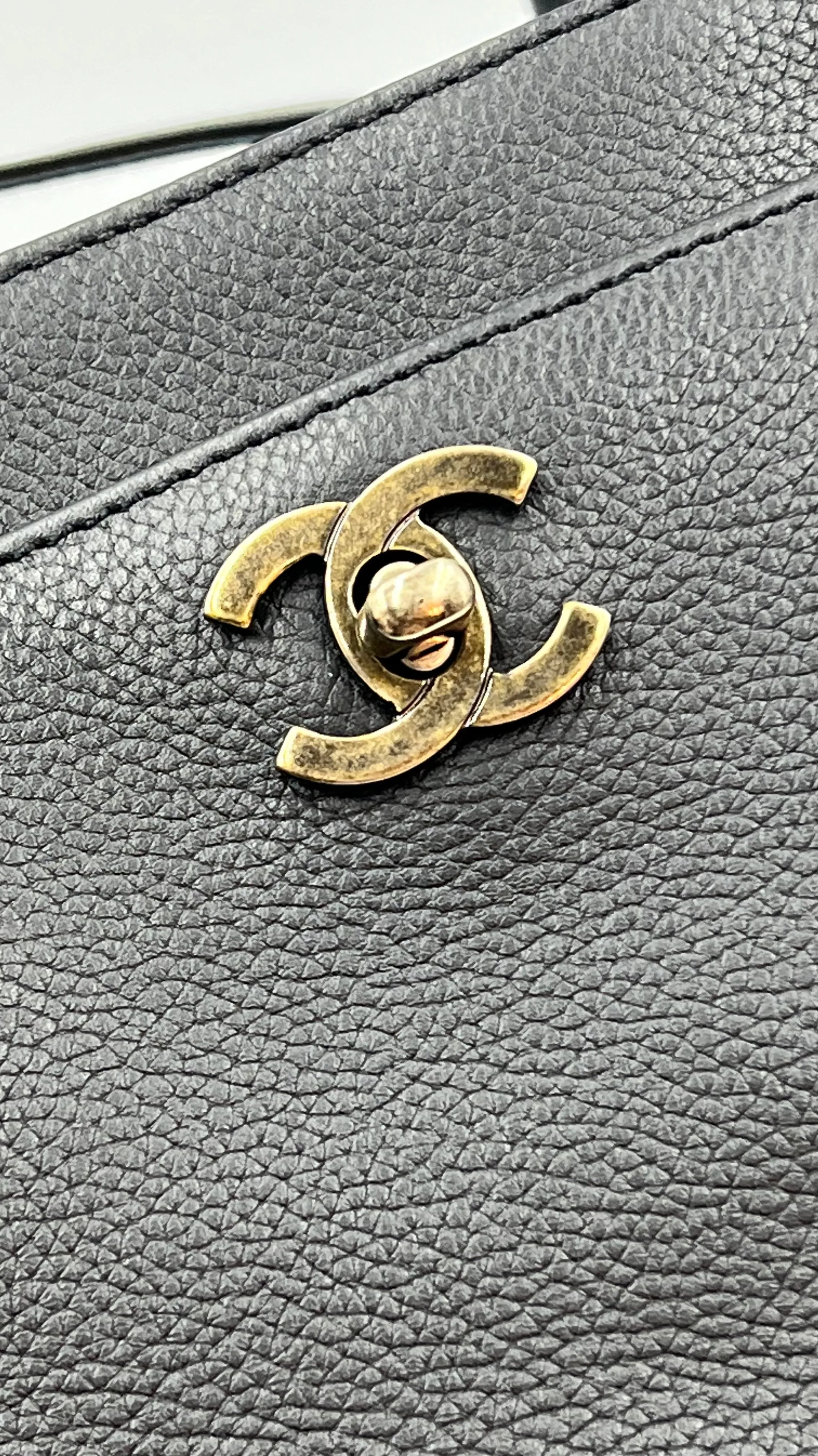 Chanel Vintage Executive Cerf Tote