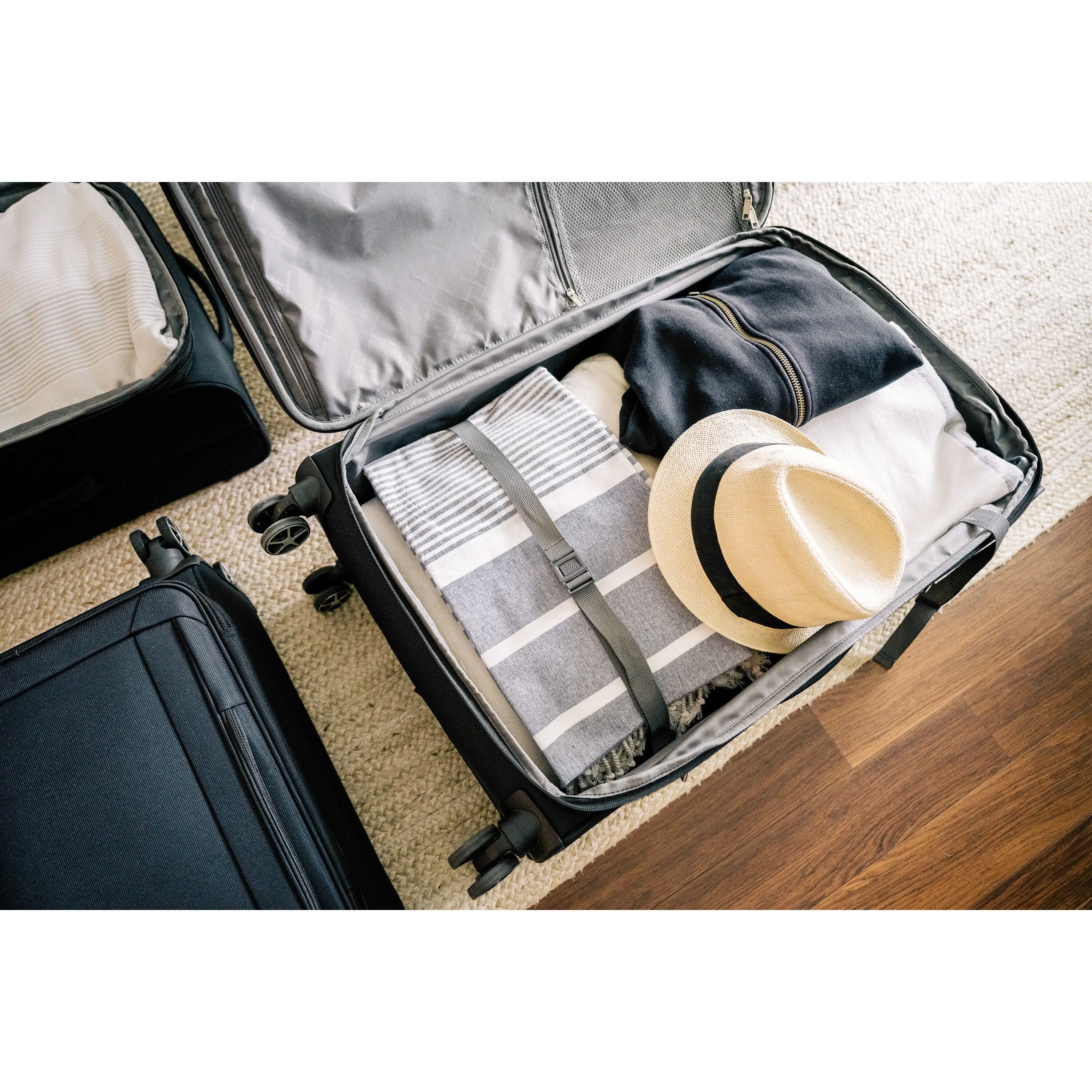 Samsonite Saire LTE Carry On Spinner