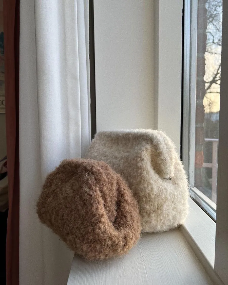 Teddy Clutch - Wholesale