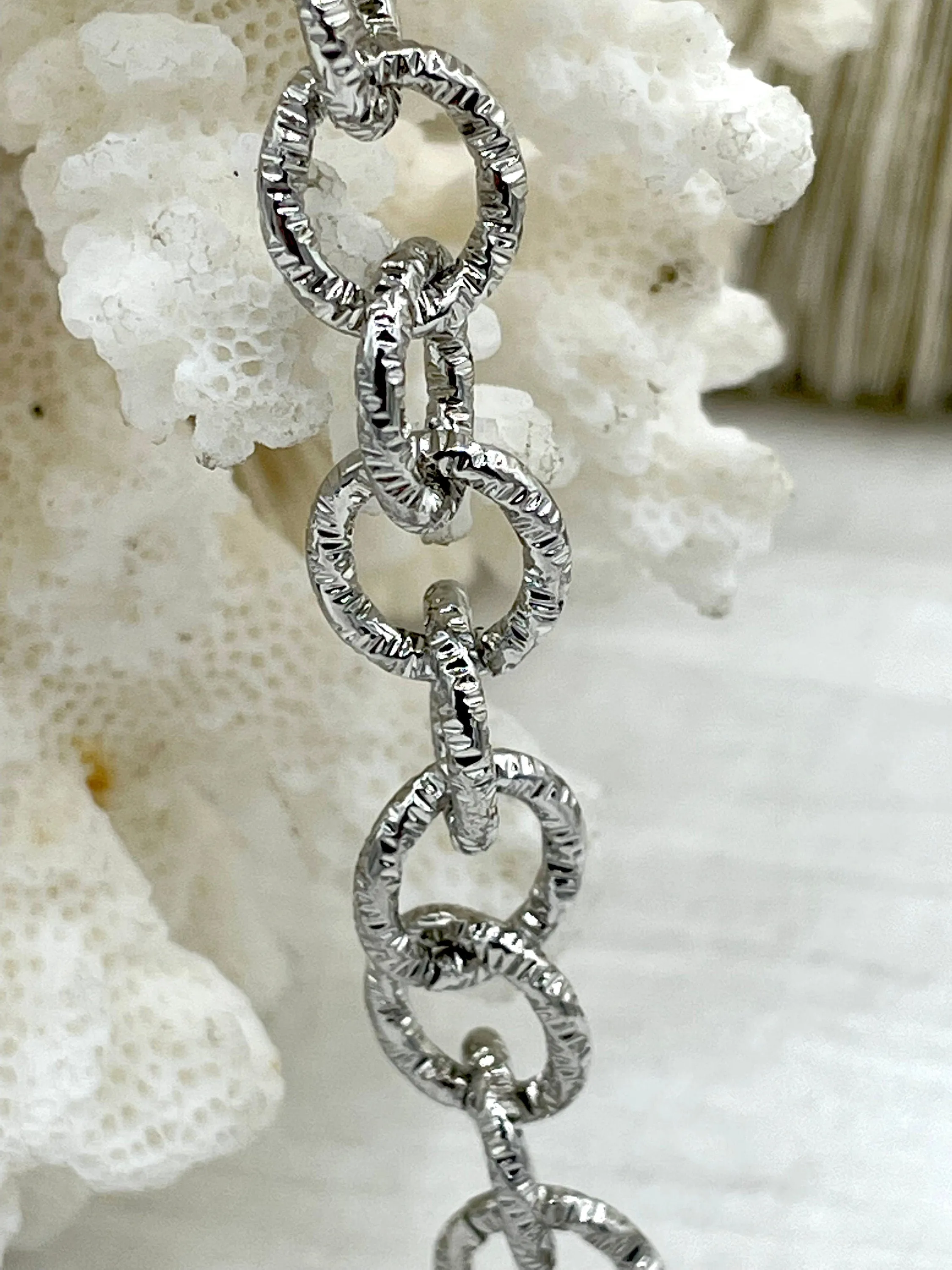 Textured Cable Rolo Chain Round sold by the foot. 10.5mm x 1.9mm links. Rolo Chain, Electroplated Base Metal, 2 finishes. Fast ship